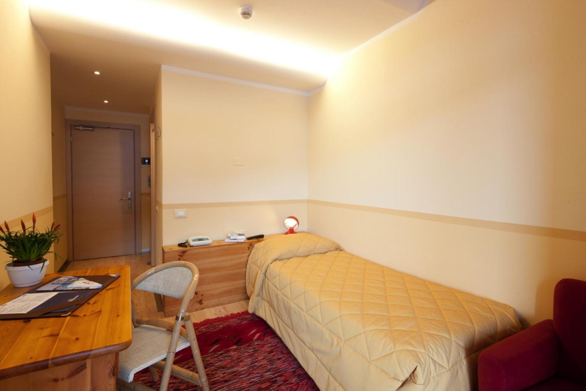 Hotel Portavescovo アラッバ エクステリア 写真